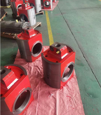 La bomba de fango del API 7K F-1600 parte la cruz 35CrMo va a la perforación petrolífera
