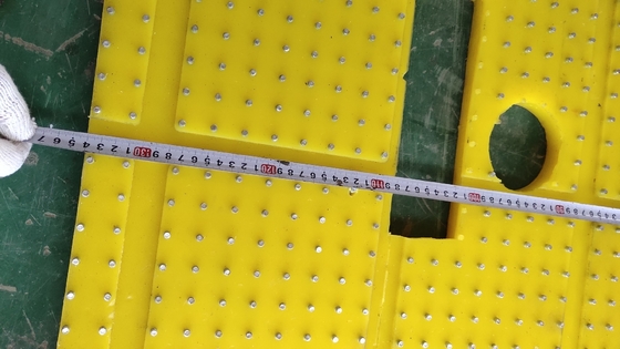 ZP275 ZP375 Alfombra antideslizante de plástico de 30 mm para perforación