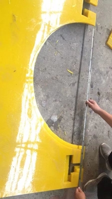 Alfombra antiderrapante de poliuretano para una plataforma de perforación de mesa giratoria de 37 1/2 pulgadas 30 mm espesor color amarillo 2200 mm * 1800 mm