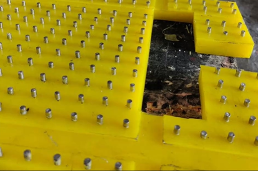 Mat antiderrapante de mesa giratoria duradera para plataformas de perforación de campos petrolíferos